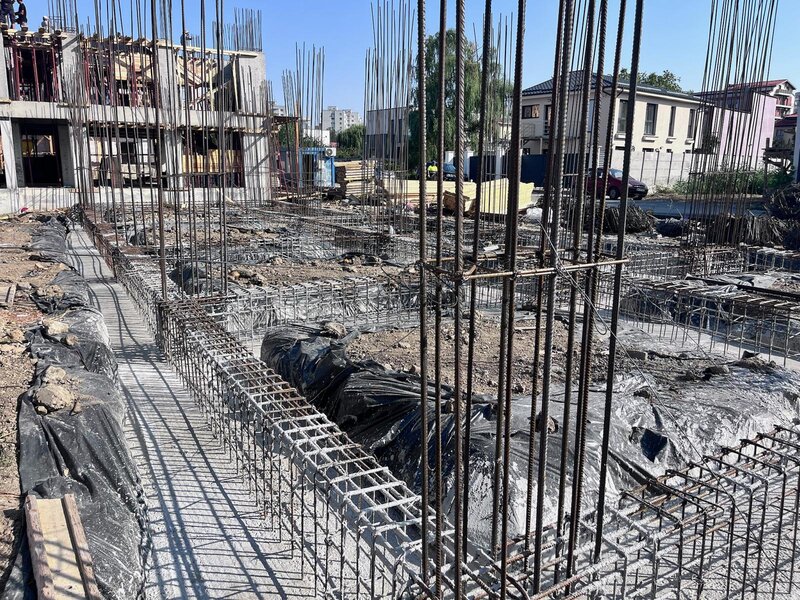 Titan sector 3, apartament 70mp, balcon